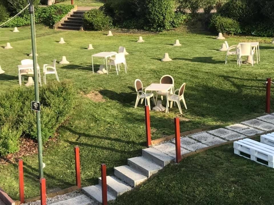 Appartamento Casa Vacanze Spiaggia D'Oro Десенцано дел Гарда Екстериор снимка