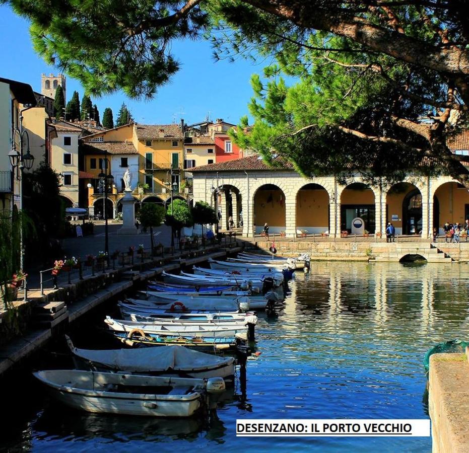 Appartamento Casa Vacanze Spiaggia D'Oro Десенцано дел Гарда Екстериор снимка