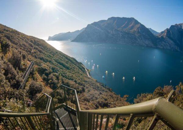 Appartamento Casa Vacanze Spiaggia D'Oro Десенцано дел Гарда Екстериор снимка
