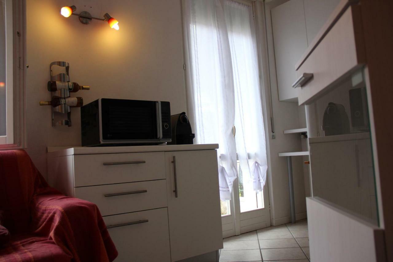 Appartamento Casa Vacanze Spiaggia D'Oro Десенцано дел Гарда Екстериор снимка