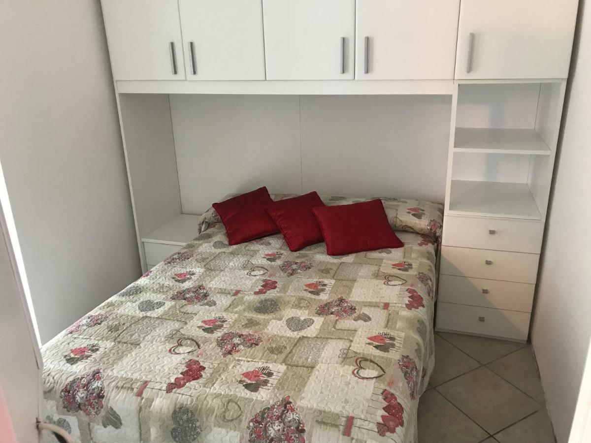 Appartamento Casa Vacanze Spiaggia D'Oro Десенцано дел Гарда Екстериор снимка